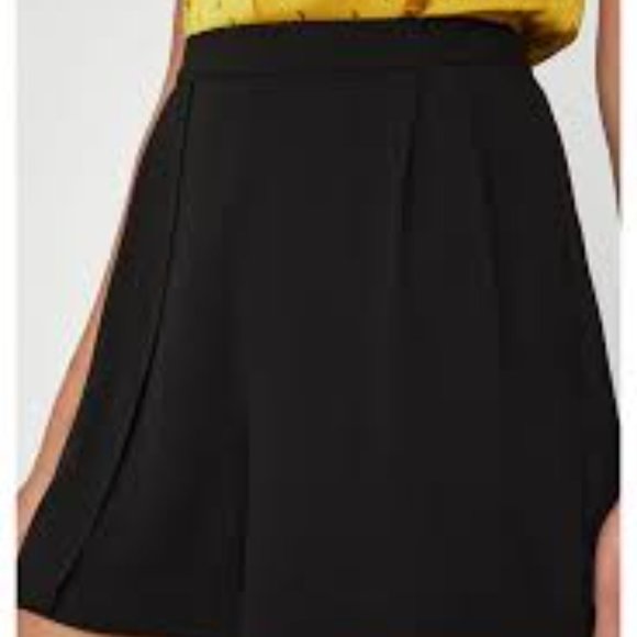 NWT BCBGMAXAZRIA Silk Georgette pleated Short Sz L - Picture 13 of 15